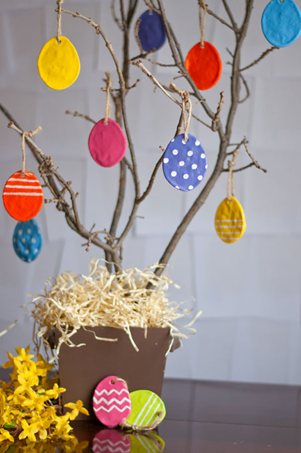 Albero Di Pasqua Decorativo Con 12 Uova Colorate E 24 Luci LED, 60 Cm, Alimentazione USB/batteria