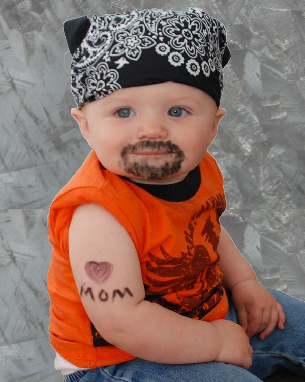 Costume per neonato fai da te da motociclista