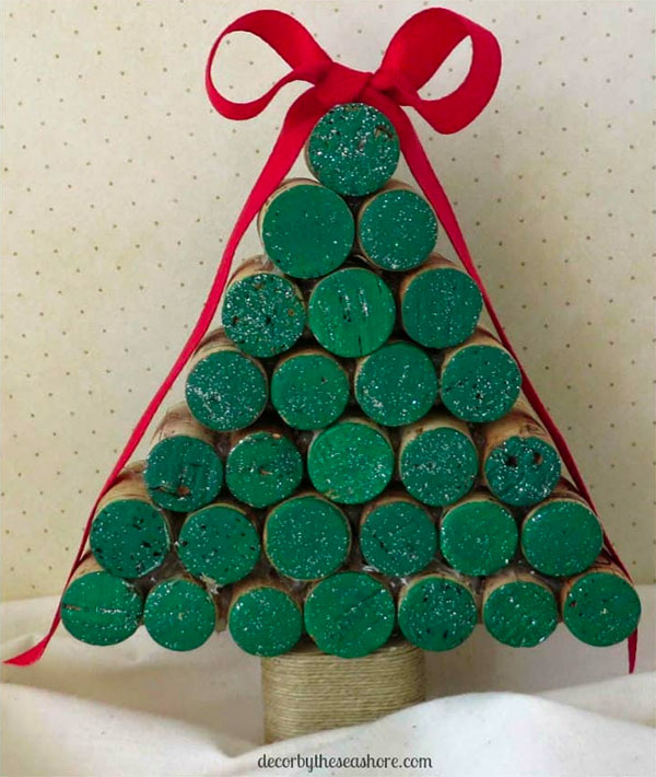 Modello di albero di Natale con tappi di sughero n.22