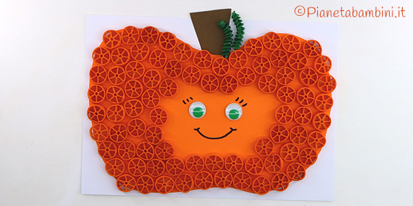 Tutorial lavoretto zucca di Halloween con pasta cruda