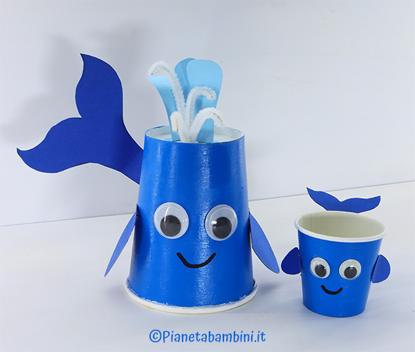 Tutorial per creare le balene con bicchieri di carta Tutorial balene con bicchieri di carta
