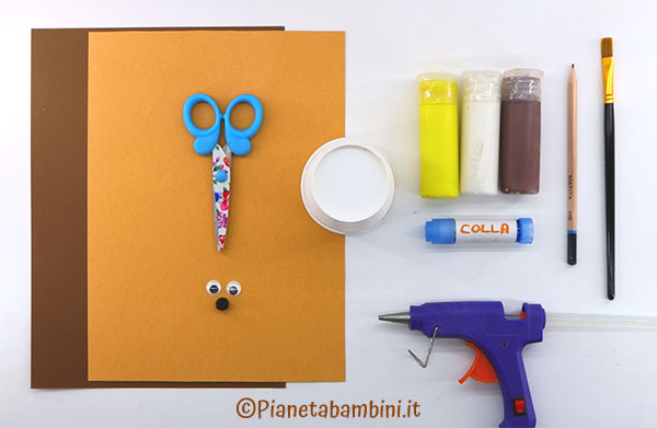 Occorrente per creare il riccio con bicchiere di carta